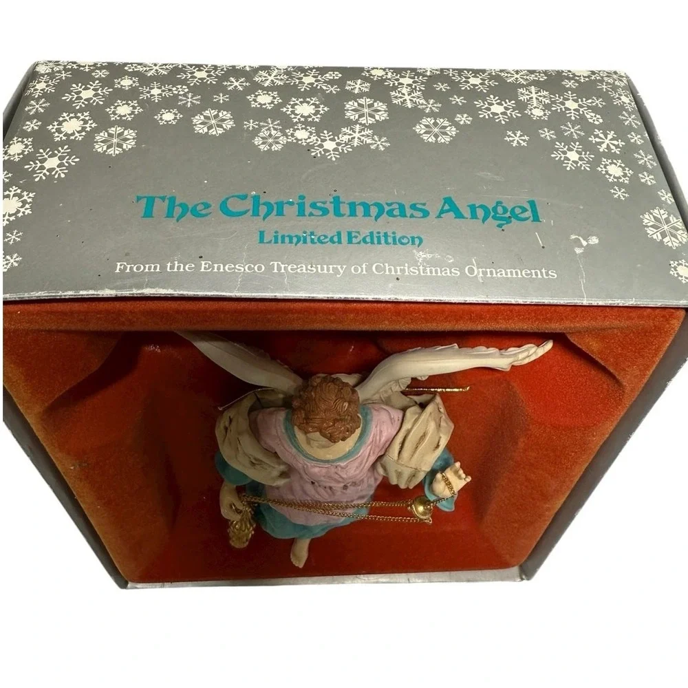 Enesco beautiful vintage